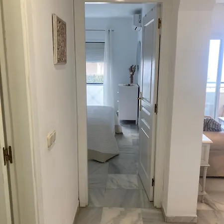 Holidays Apartment *